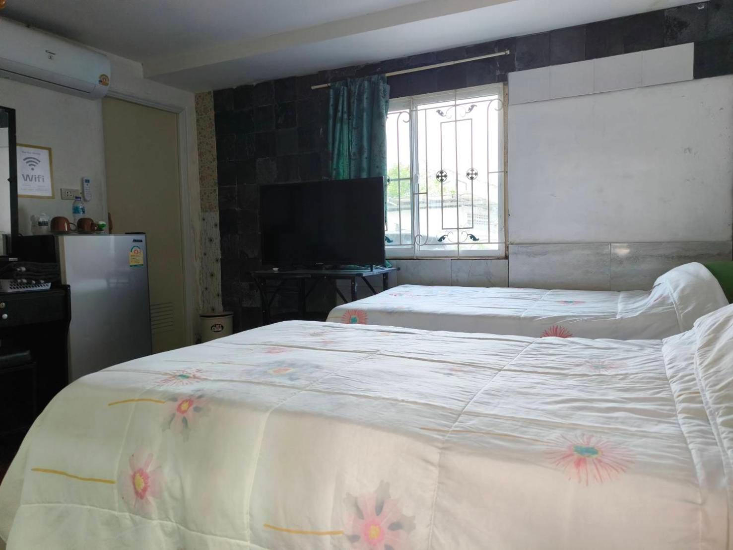 奈扬海滩Nu Phuket Airport Resident 1住宿加早餐旅馆 外观 照片